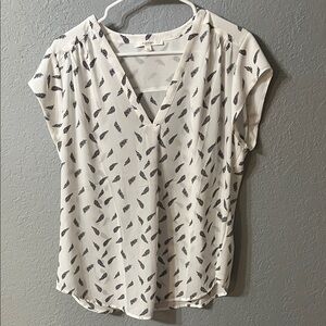 Fun2Fun White and Black Patterned Top